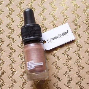 Sophisticated Cream Eye Shadow LIMITED EDITION